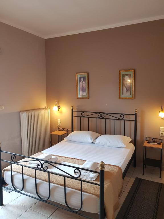 ΞεΝΩΝΑΣ ΕΞΑΡΧΟΣ - 14