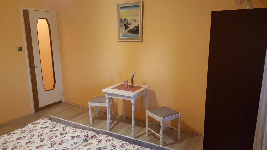 Postel nebo postele na pokoji v ubytování Apartment Kristina