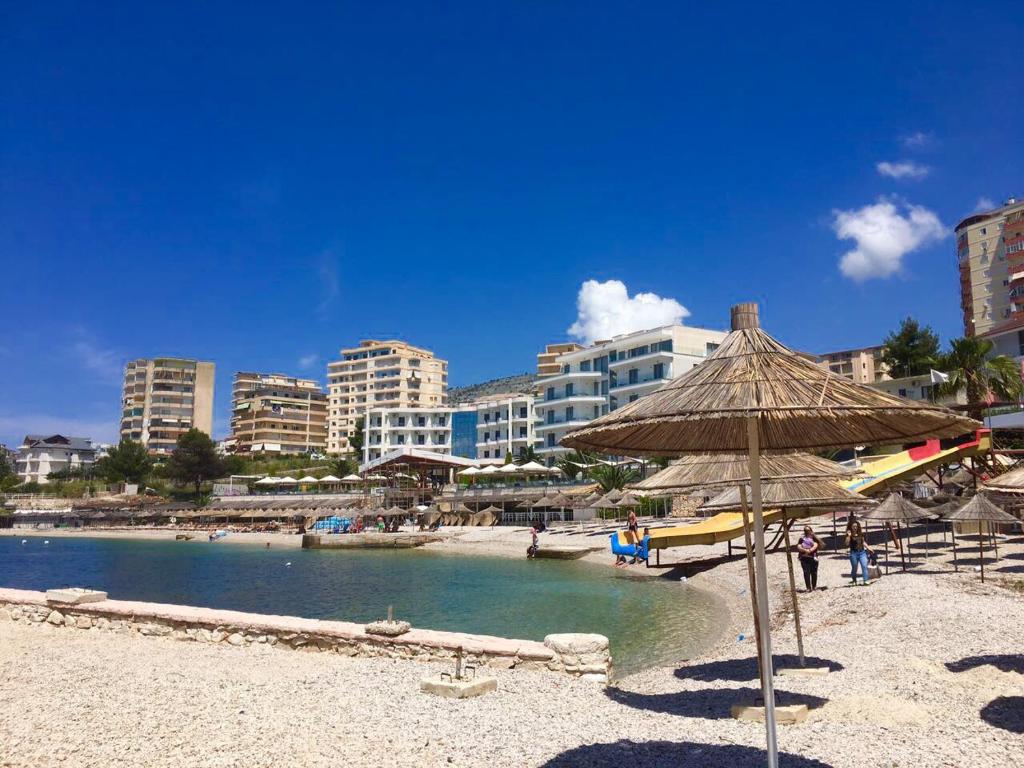 Sea And Sun Apartments - Image 6