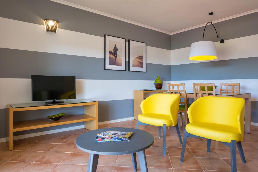 AP Victoria Sports & Beach - 7