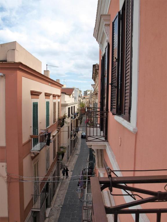 The surrounding neighborhood or a neighborhood close to a panziókat