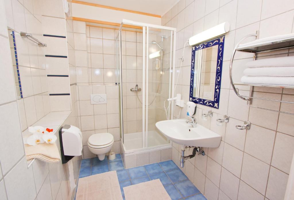 Kúpeľňa v ubytovaní Gasthof Spengerwirt