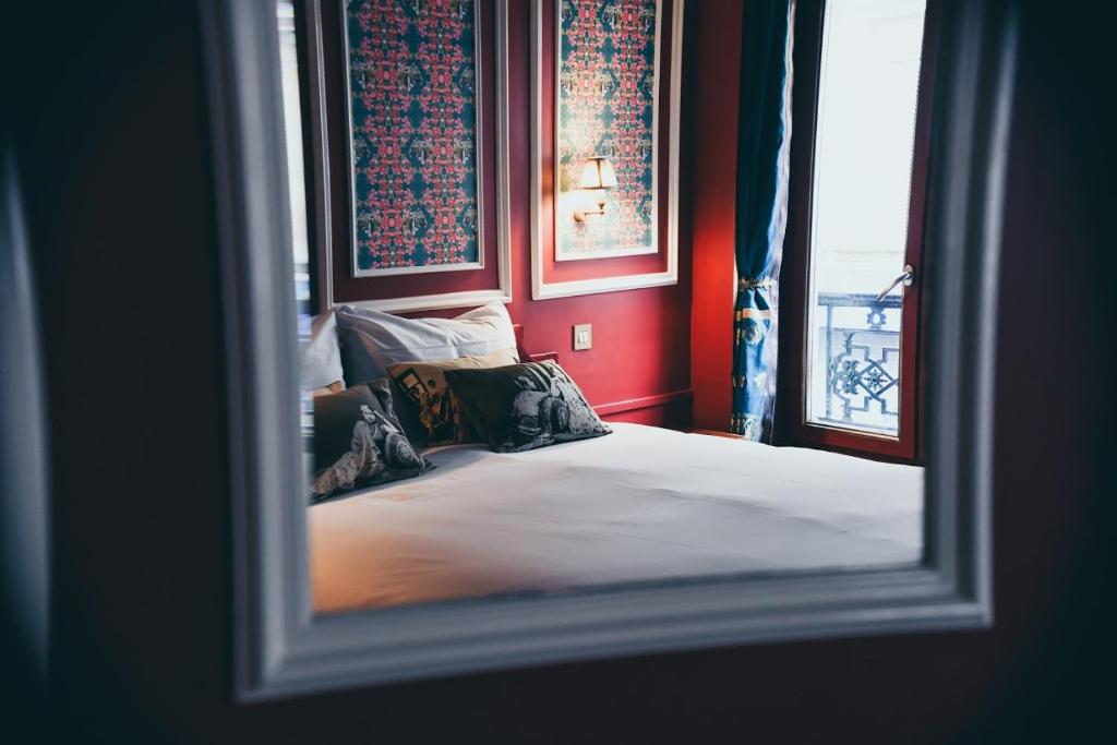 La Mondaine - Resim 24