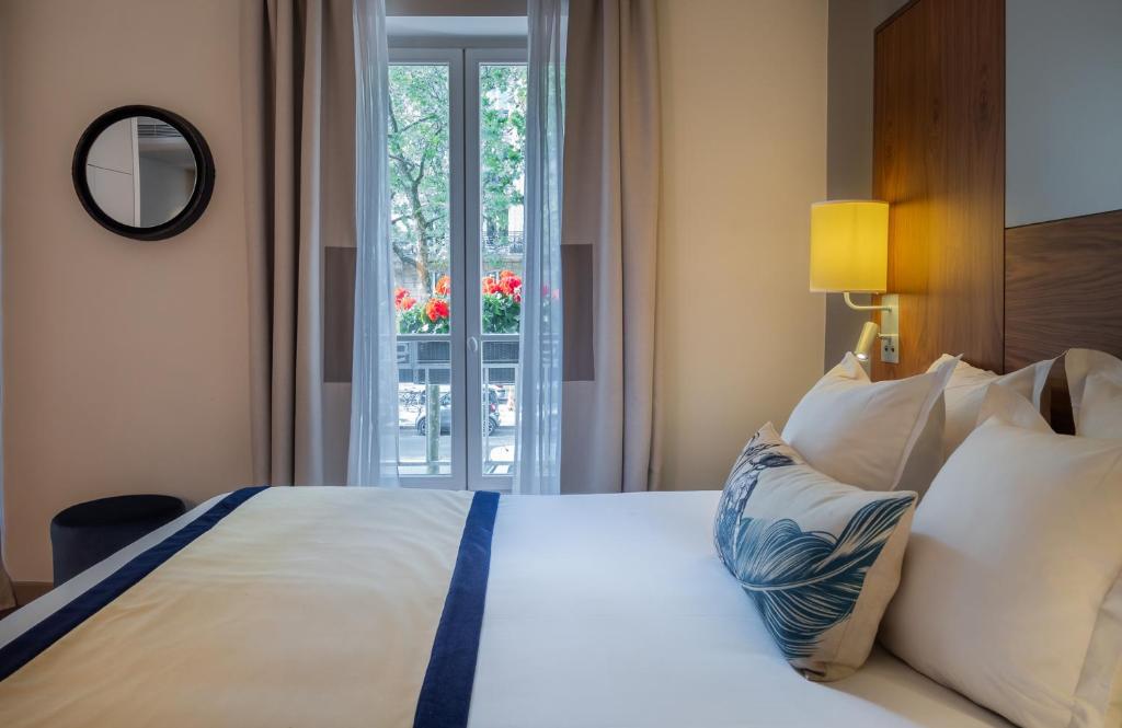 Hôtel Le Tourville by Inwood Hotels - Resim 27