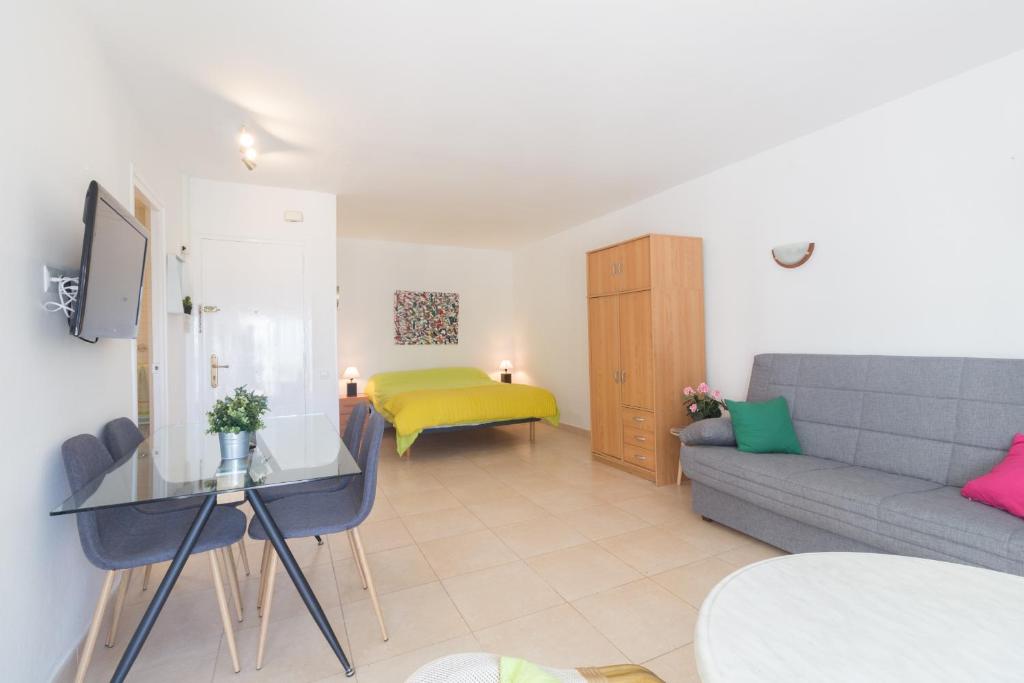 Posedenie v ubytovaní Aries Luxe IBERPLAYA