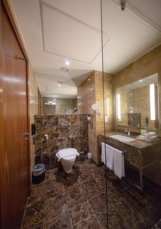 HOLIDAY SUITES AL AZIZIAH