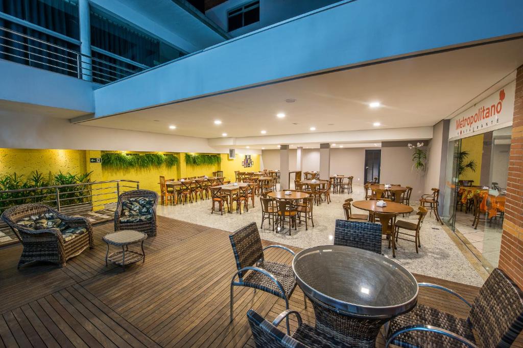  Hotel Metropolitano
