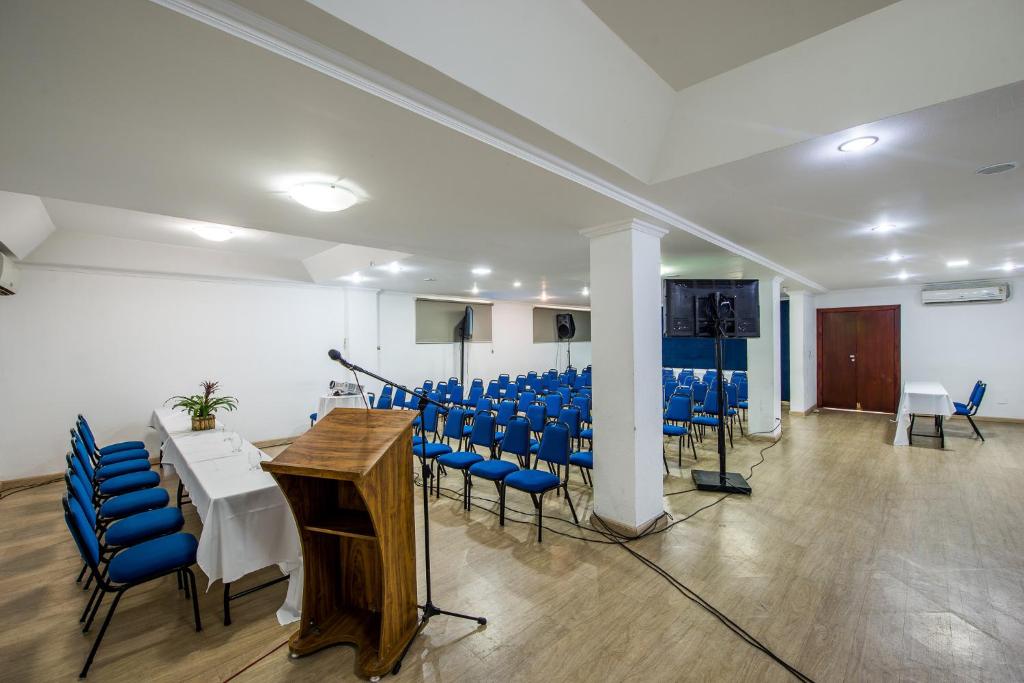  Hotel Metropolitano