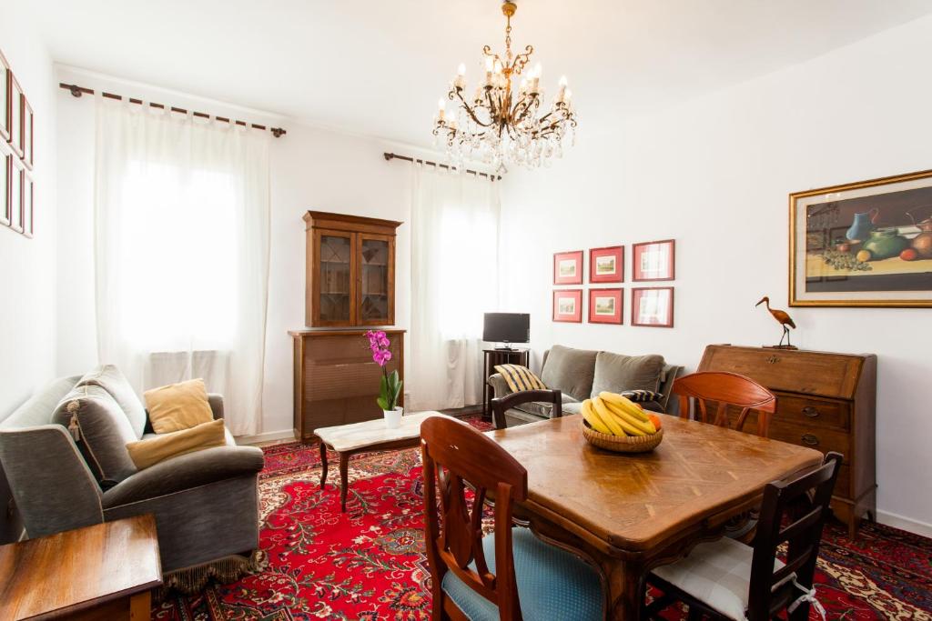 Posezení v ubytování Prince Apartments