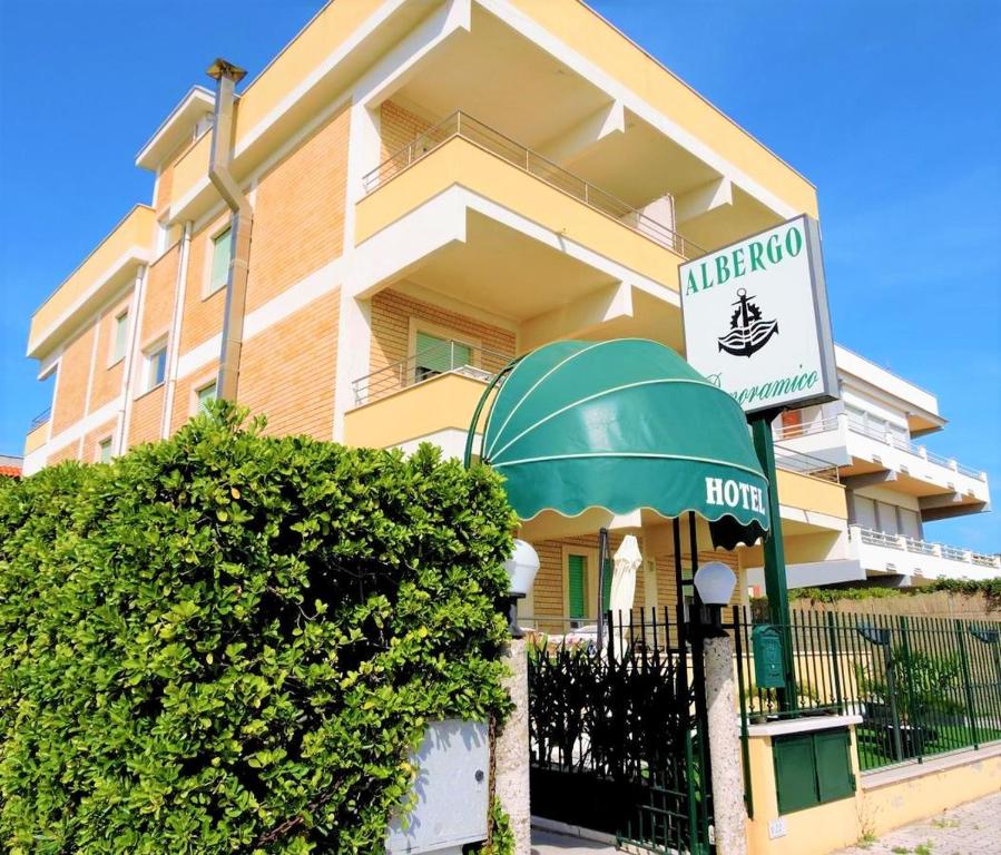 Budova, kde se hotel nachází