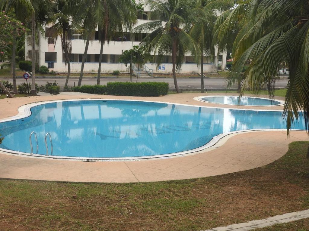 Cocobay resort condominium
