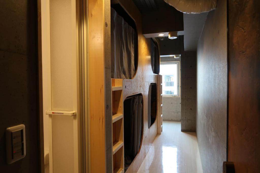 Postel nebo postele na pokoji v ubytování Picnic Hostel Osaka