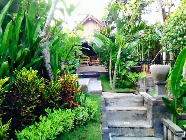 Kerta Family Bed and Breakfast - 19