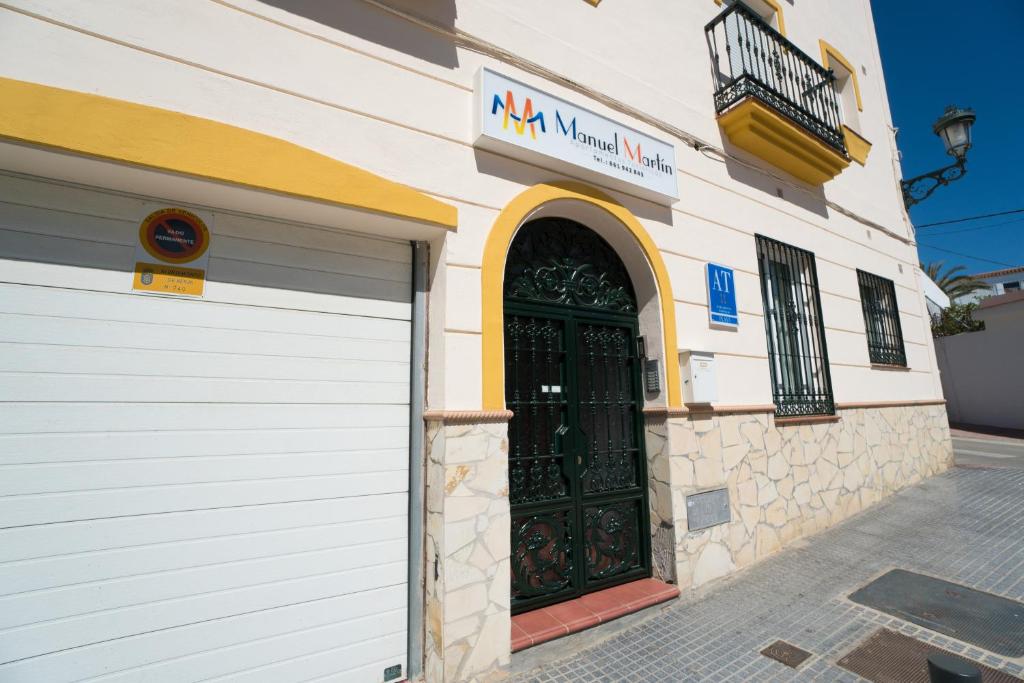Fotografie z fotogalerie ubytování Apartamentos Manuel Martin v destinaci Nerja