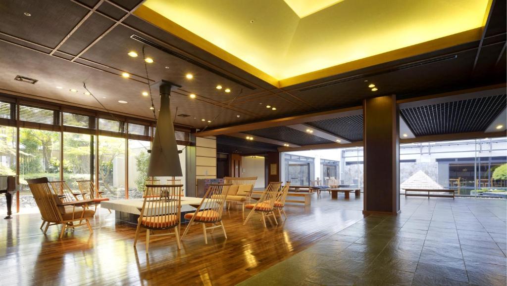 Posezení v ubytování Laforet Ito Onsen Yunoniwa