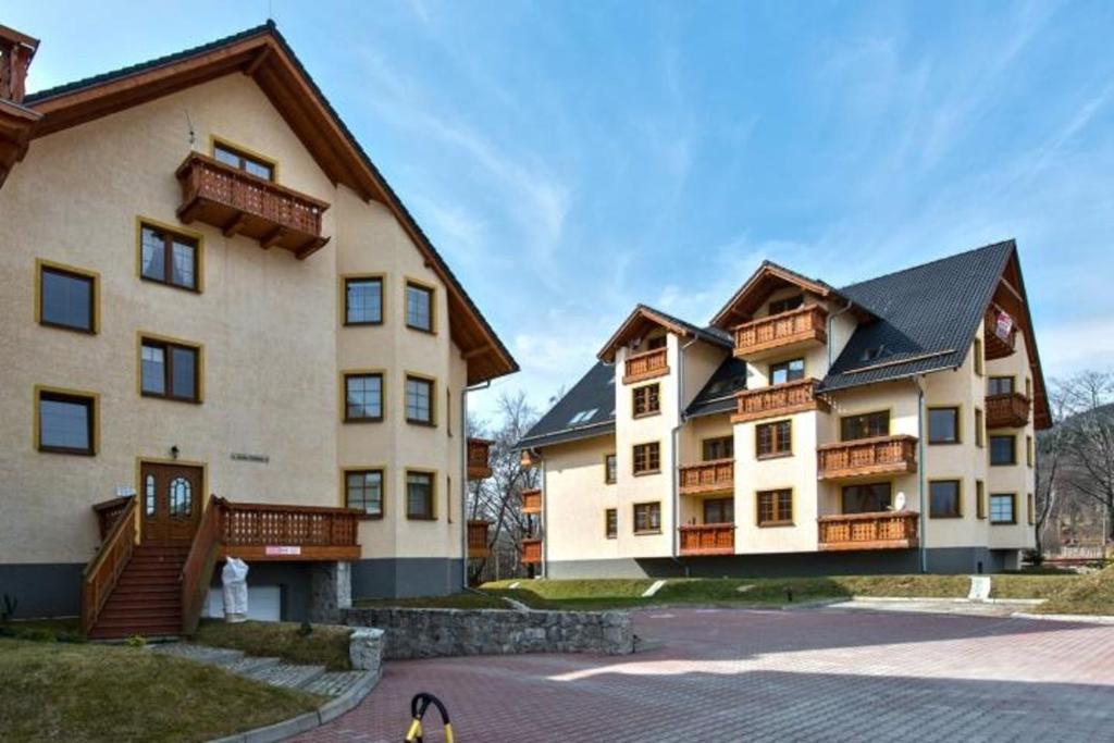 Budova, v ktorej sa apartmán nachádza