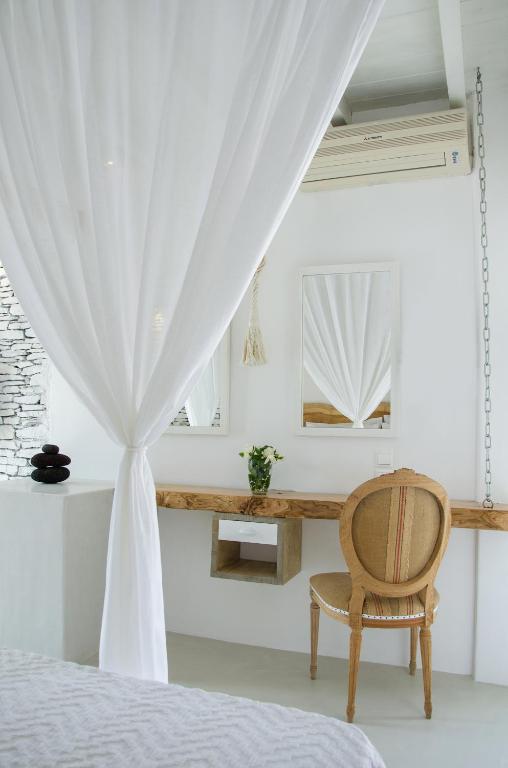 Levantes Ios Boutique Hotel - 11