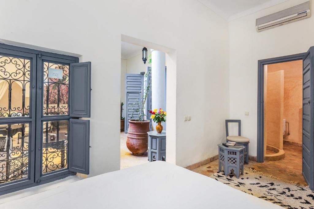 Postel nebo postele na pokoji v ubytování Riad Linda