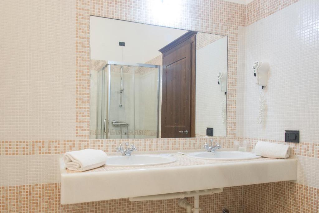 Hotel Castello Torre in Pietra - Chambre Double Standard
