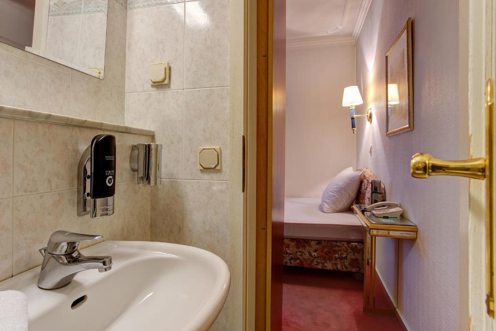 Centro Hotel Arde Köln City, Trademark Collection by Wyndham - Resim 10