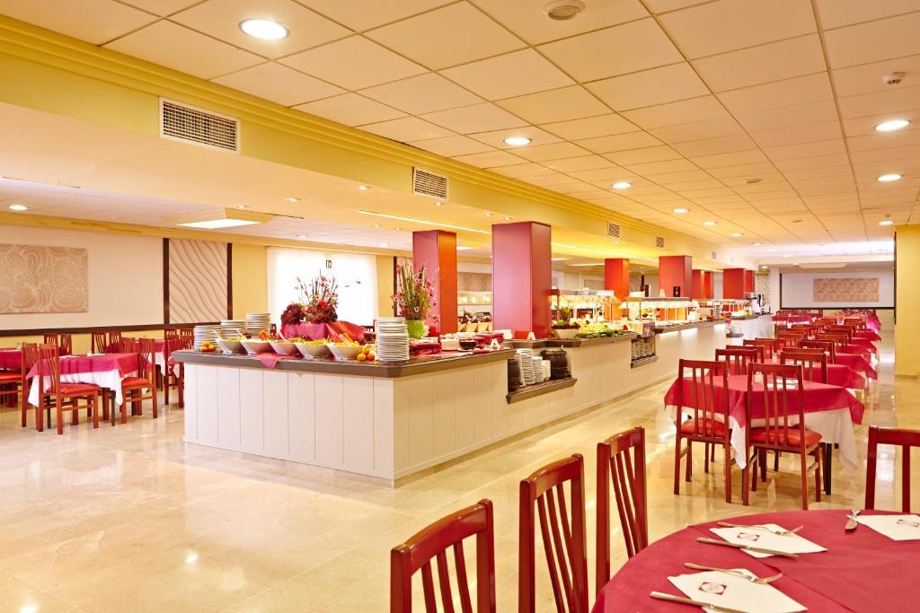 Restaurace v ubytování MLL Palma Bay Club Resort