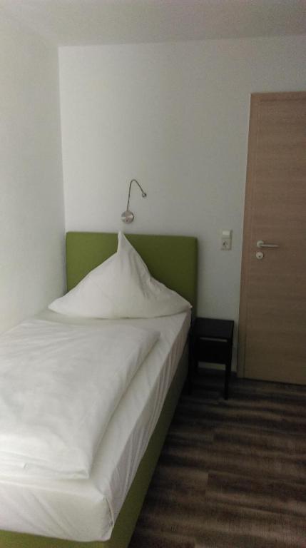 Landgasthof Felsenkeller - 17