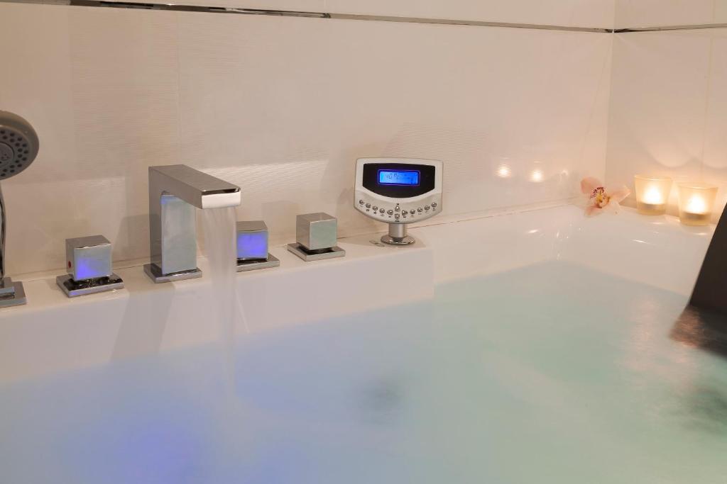 Nehô Suites Cannes Croisette - Resim 21