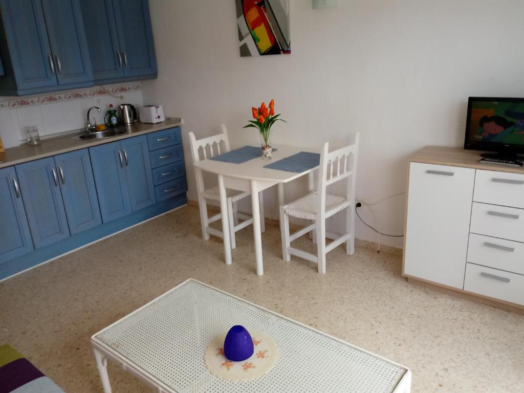Kuchyň nebo kuchyňský kout v ubytování Apartamento a la Playa
