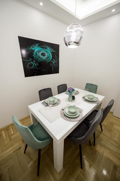 Fotografie z fotogalerie ubytování CENTAR Lux v destinaci Aranđelovac