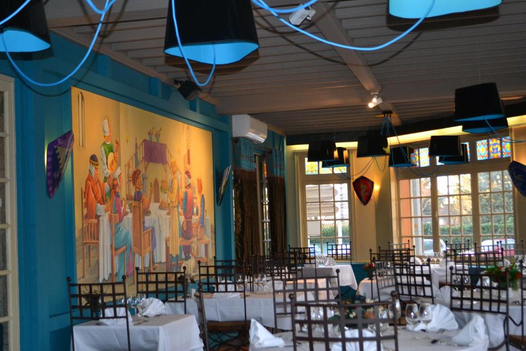 Restaurace v ubytování La Tablée Médiévale
