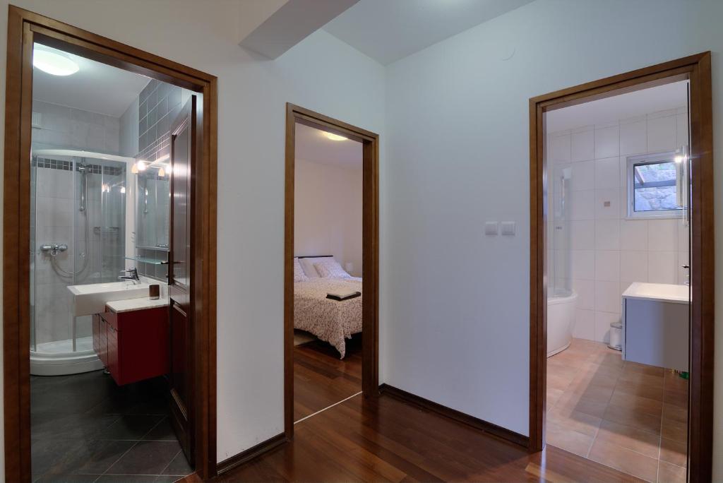 Kúpeľňa v ubytovaní Apartment Kuk