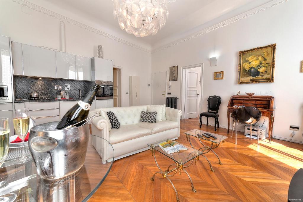 Kuchyňa alebo kuchynka v ubytovaní Suite Deluxe Florence