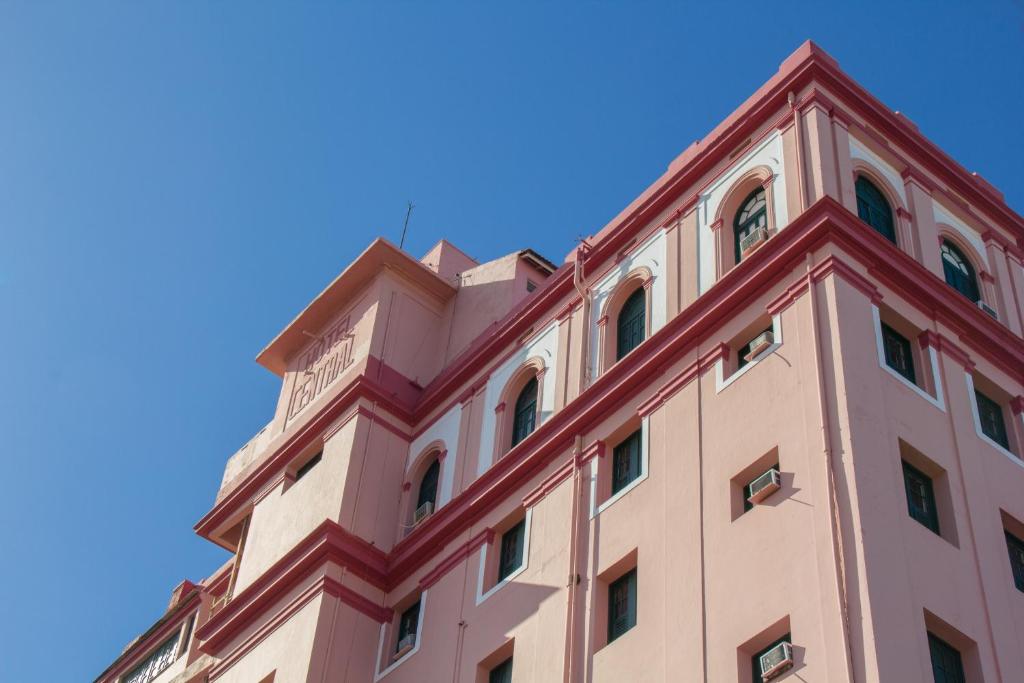  Hotel Central