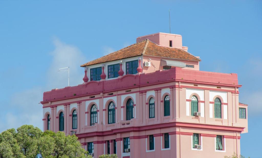  Hotel Central