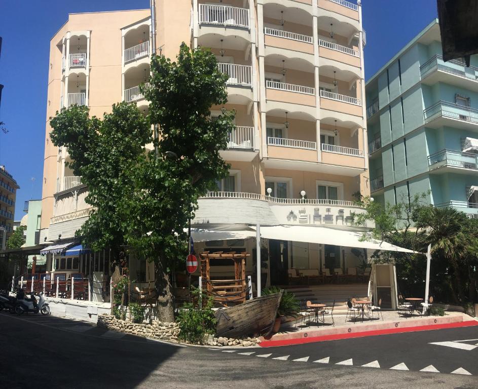 Budova, kde se hotel nachází