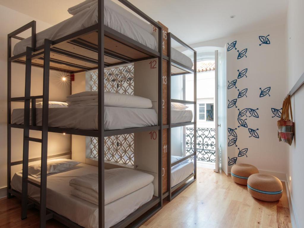 Heaven Inn Suites & Terrace - 19