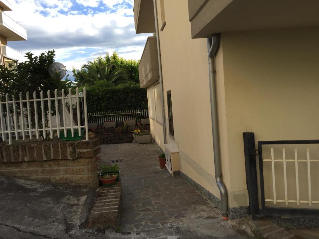 Budynek, w którym mieści się apartament