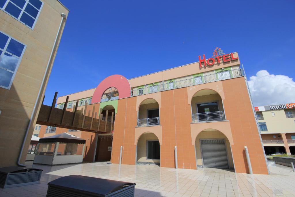 Hoone, kus hotell asub