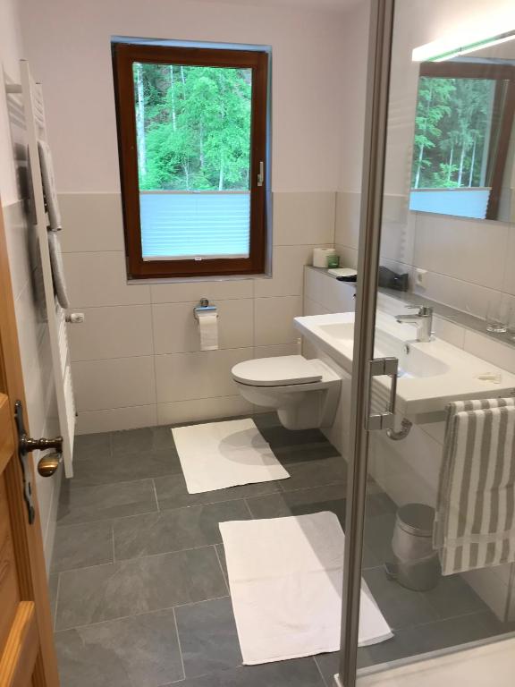 Koupelna v ubytování Gasthaus Zur Erle