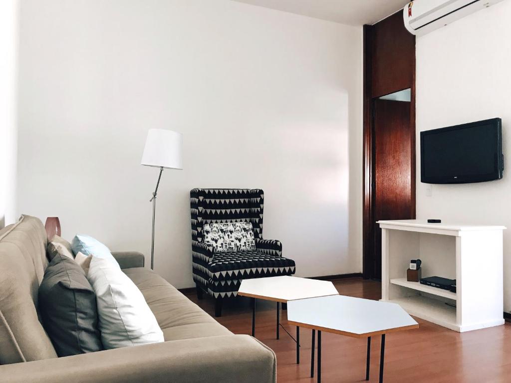 Tiffany's Residence Service