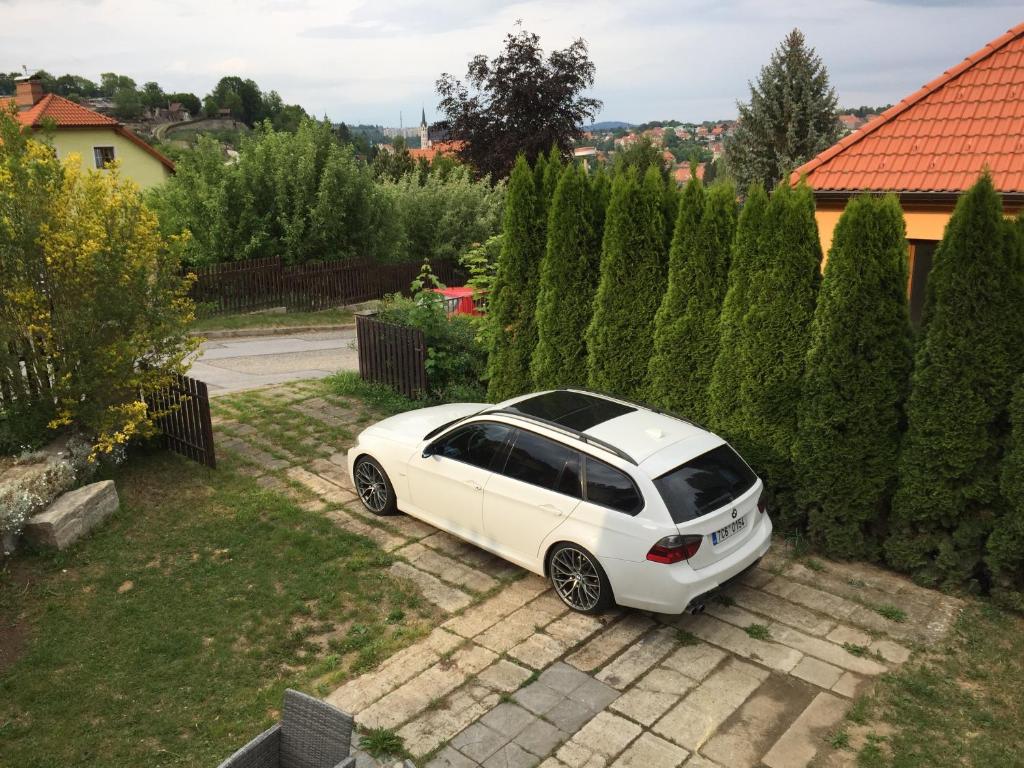 Ogród w obiekcie Villa Cihelna apartments