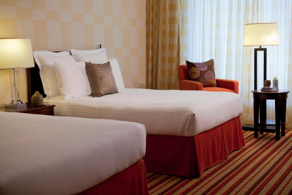 Wyndham Grand Oklahoma City Downtown - Deluxe Queen Room Con Dos Camas Queen Y Bañera - Movilidad/audición Accesible - No Fumar
