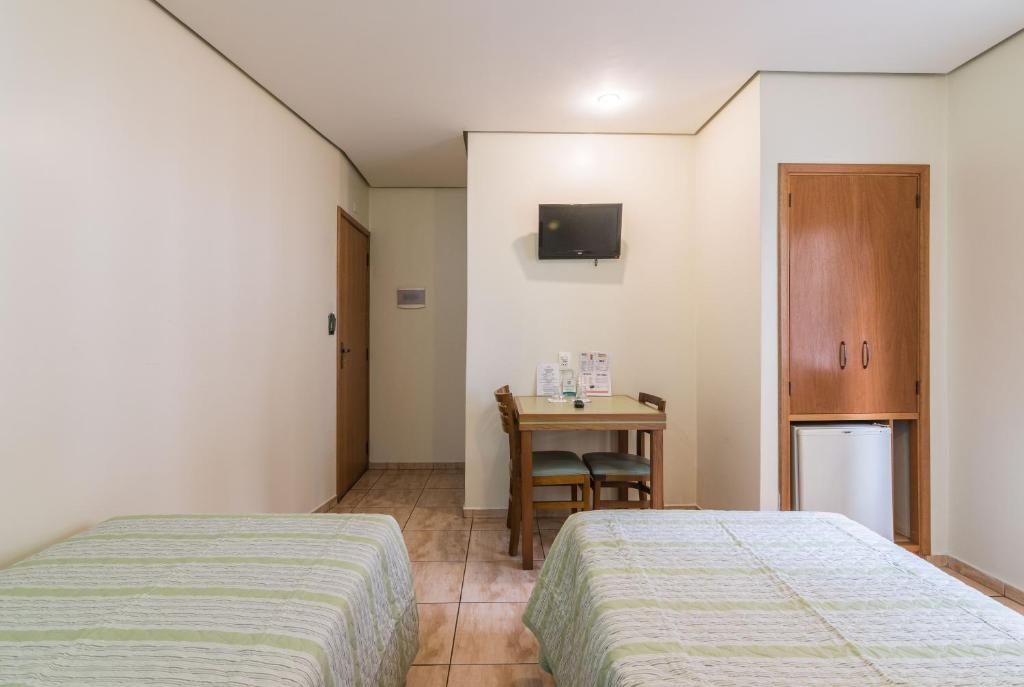  Cinelandia Hotel