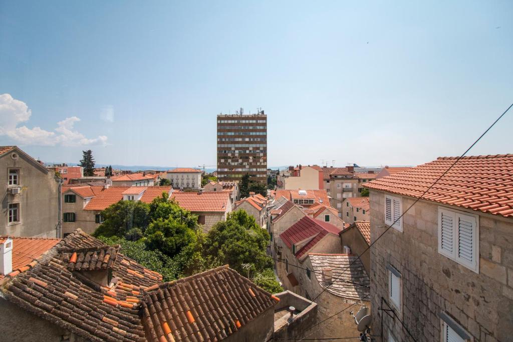 Výhľad na mesto Split alebo výhľad na mesto priamo z apartmánu