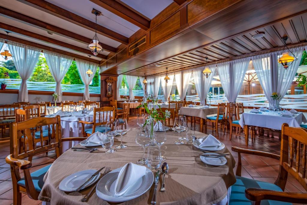 Restaurace v ubytování Betekints Wellness Hotel