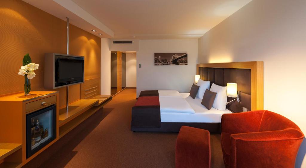 Dorint Main Taunus Zentrum Frankfurt Sulzbach - Resim 18