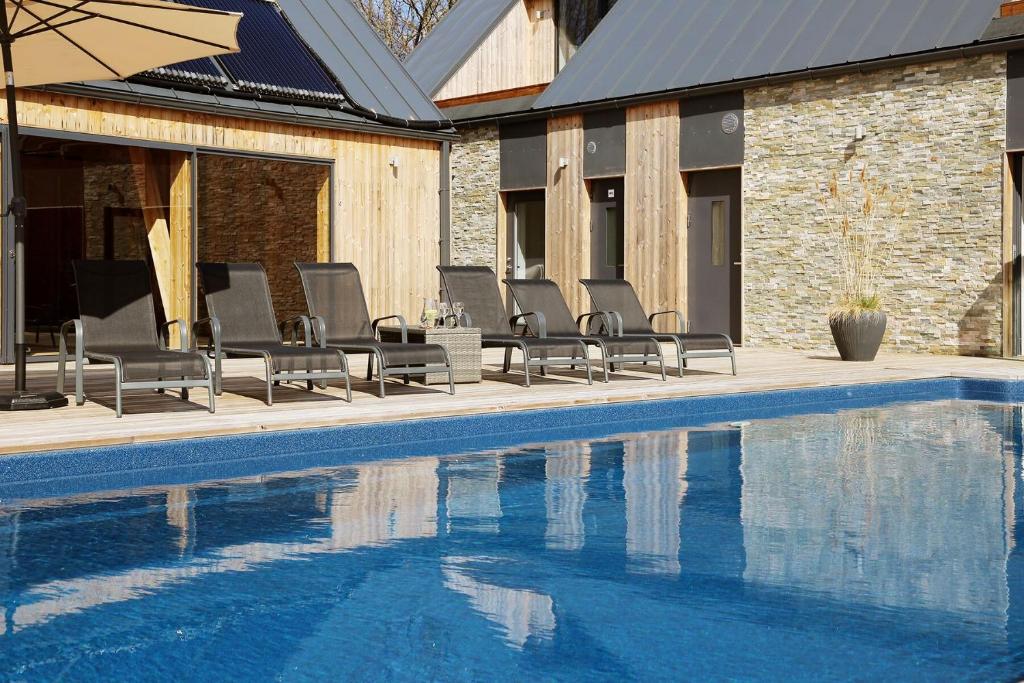 Bazén v ubytování SÖRWESPA Nature Resort nebo v jeho okolí