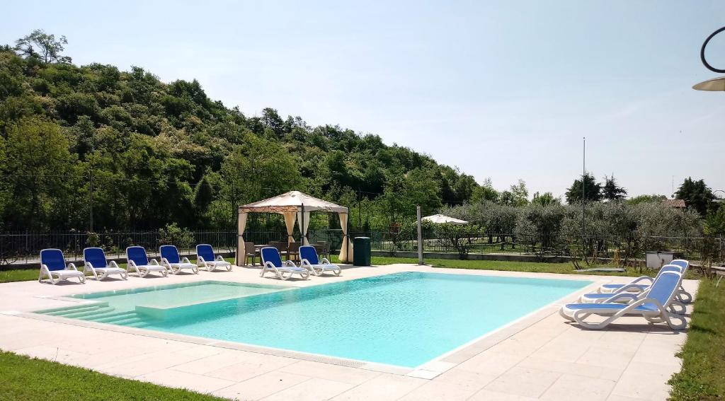 Bazén v ubytování Hotel Agli Ulivi nebo v jeho okolí