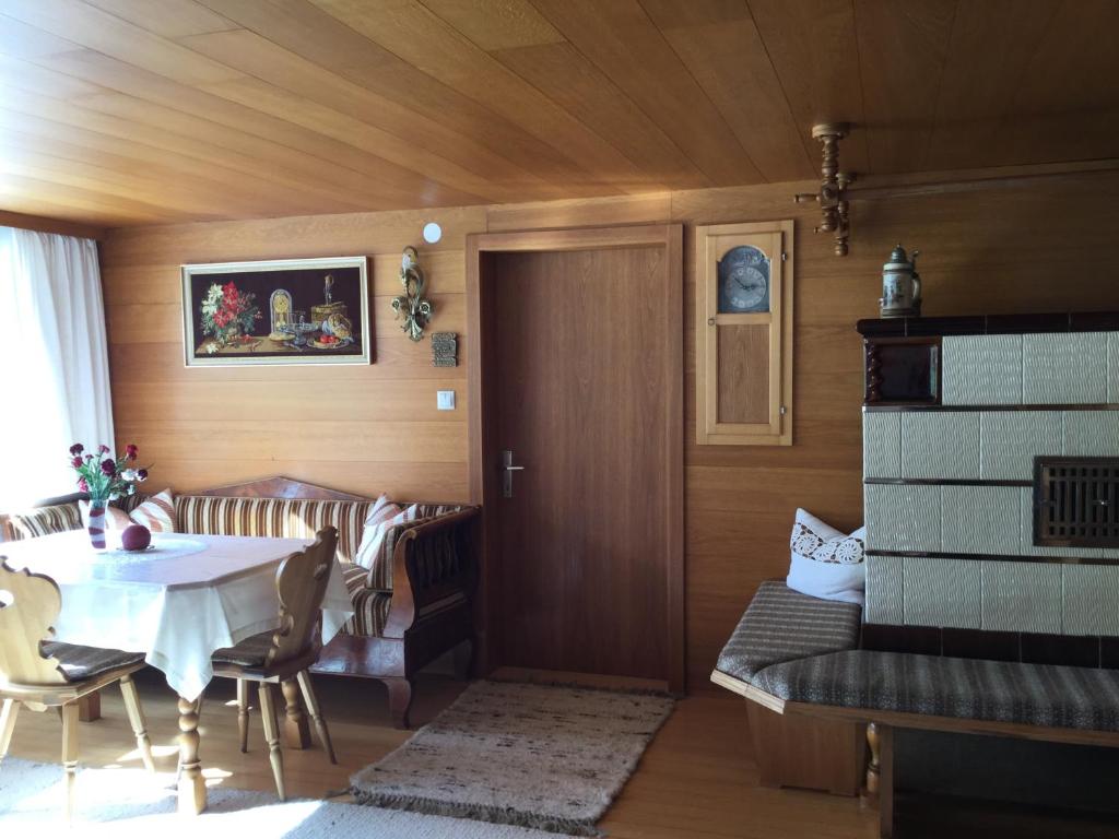 Posezení v ubytování Gästehaus Pfandl