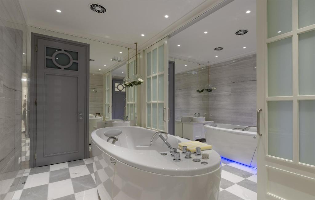 Koupelna v ubytování Boutique Hotel Corso